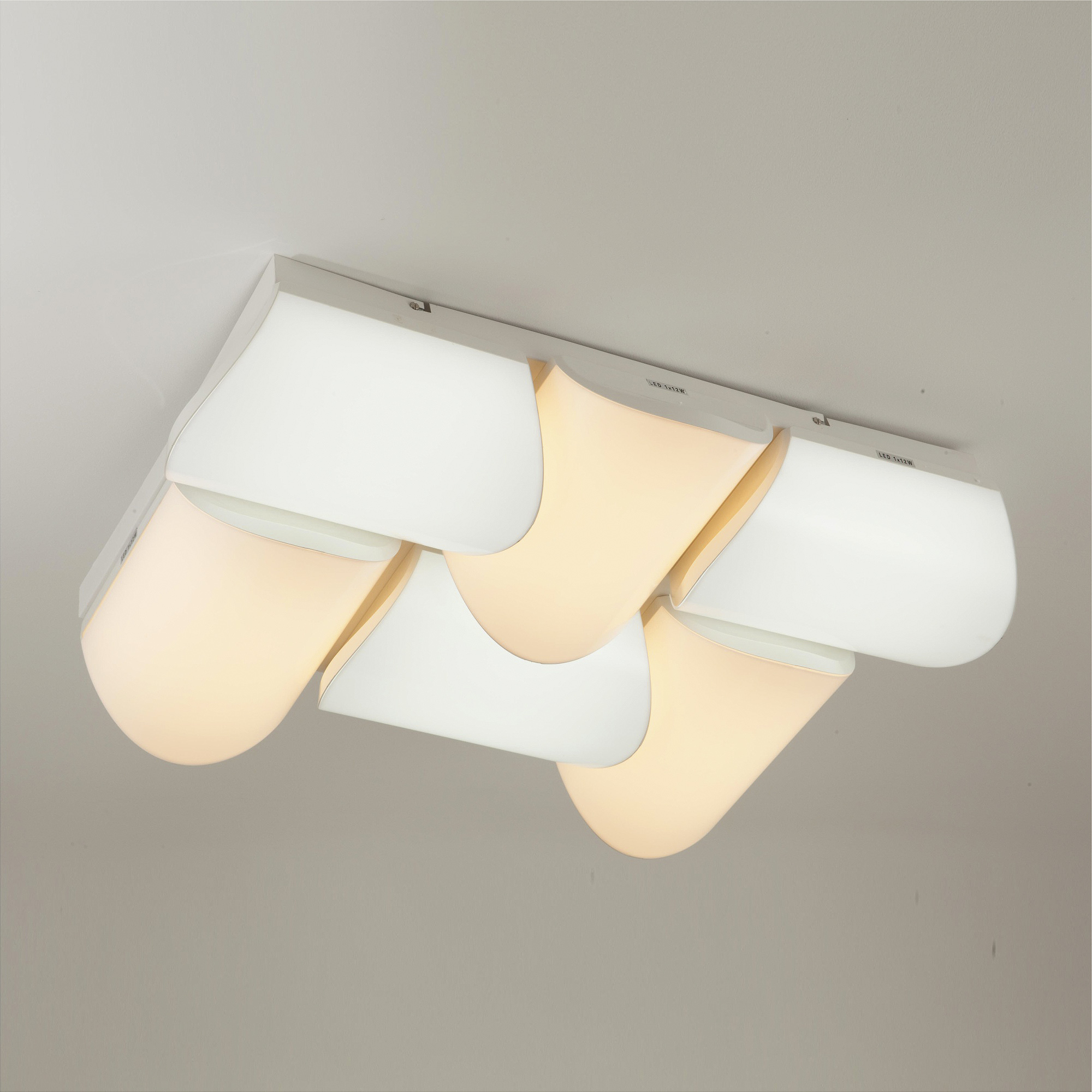 Потолочный светильник LED4U 10020/6