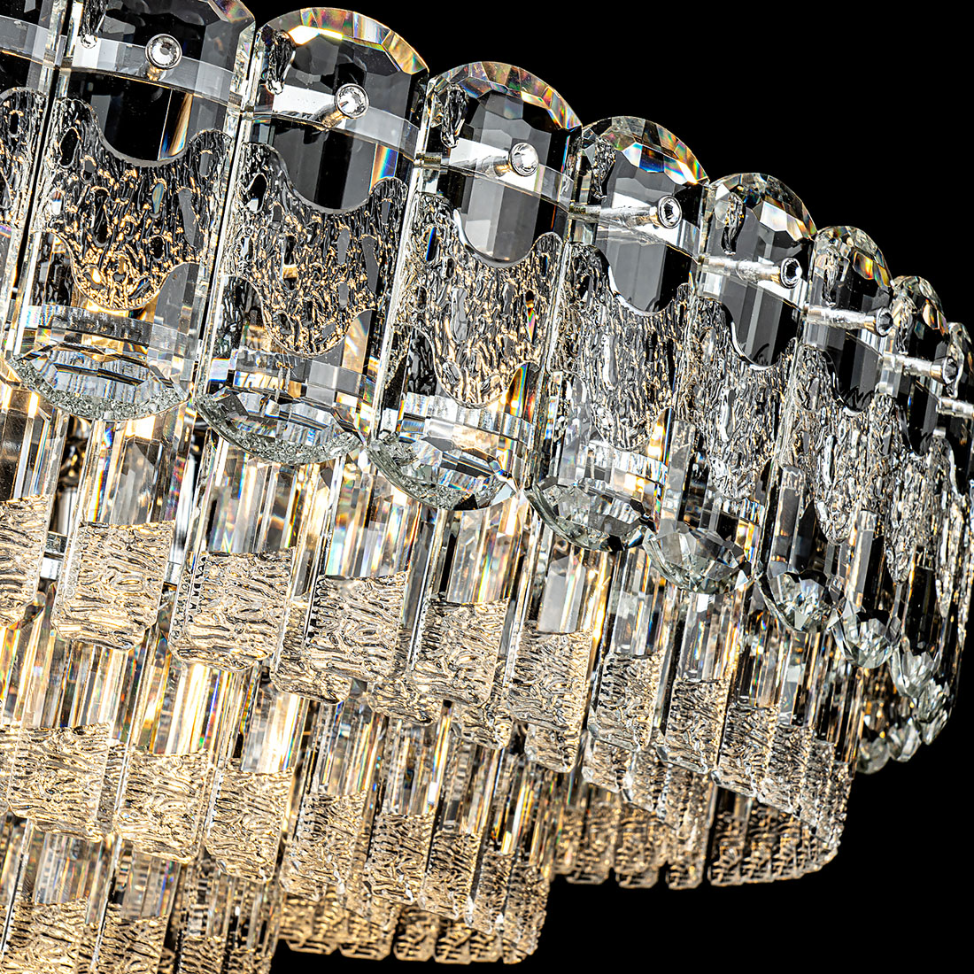 ML.7092.800 CR (4).jpg