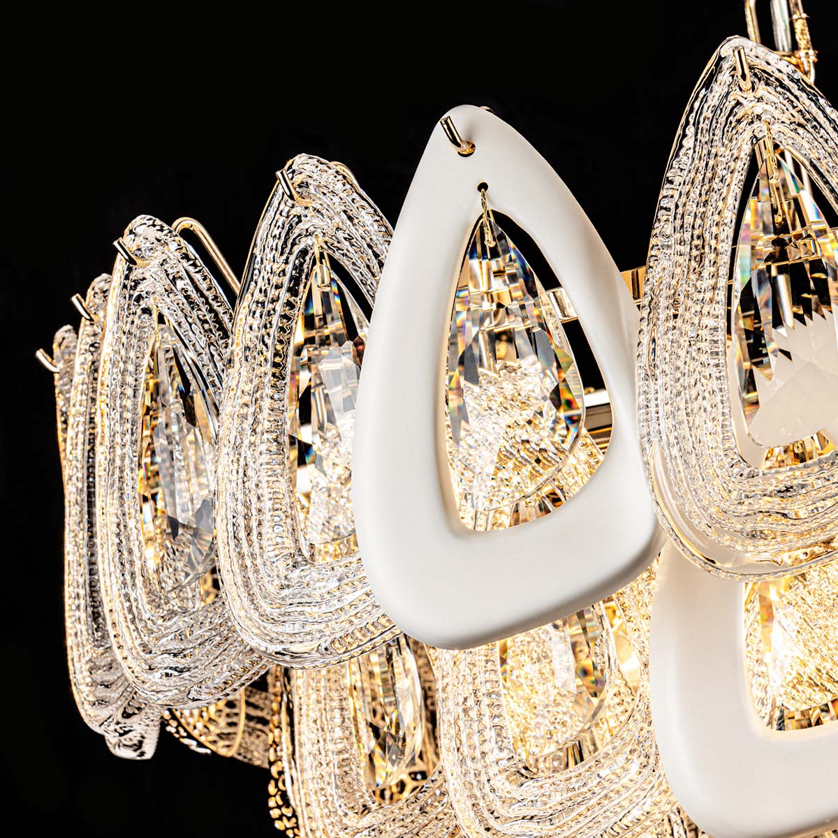 ML.6775.600 GD (6).jpg