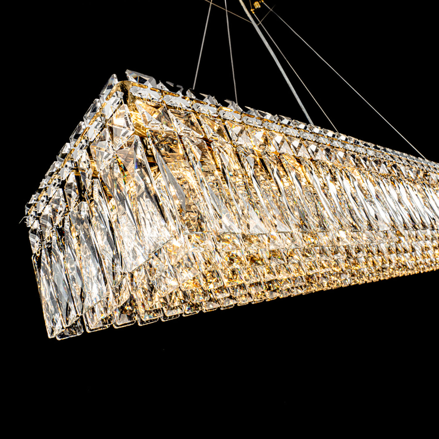 ML.7084.1200 GD (5).jpg