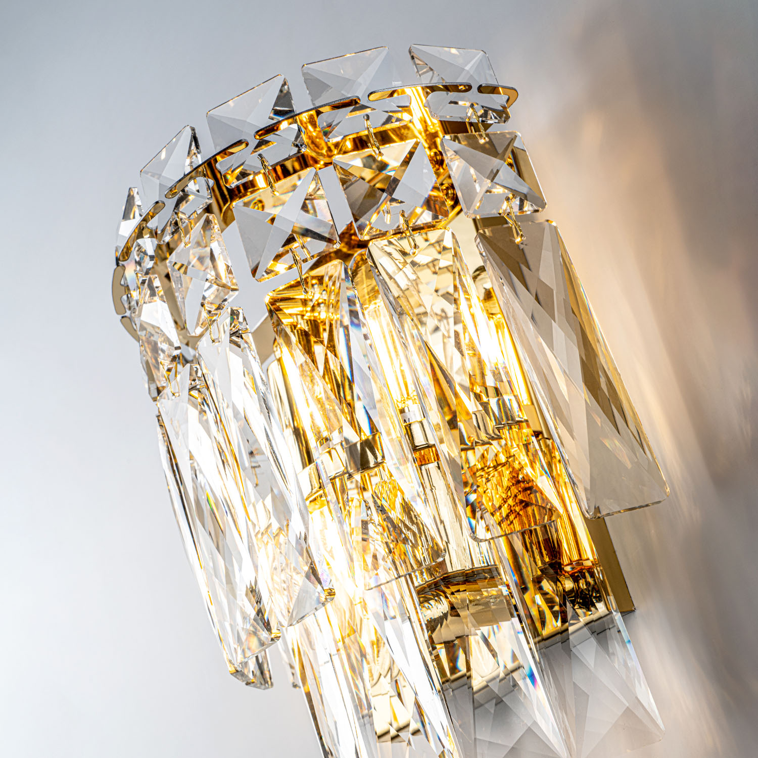 ML.7084.230 GD (5).jpg