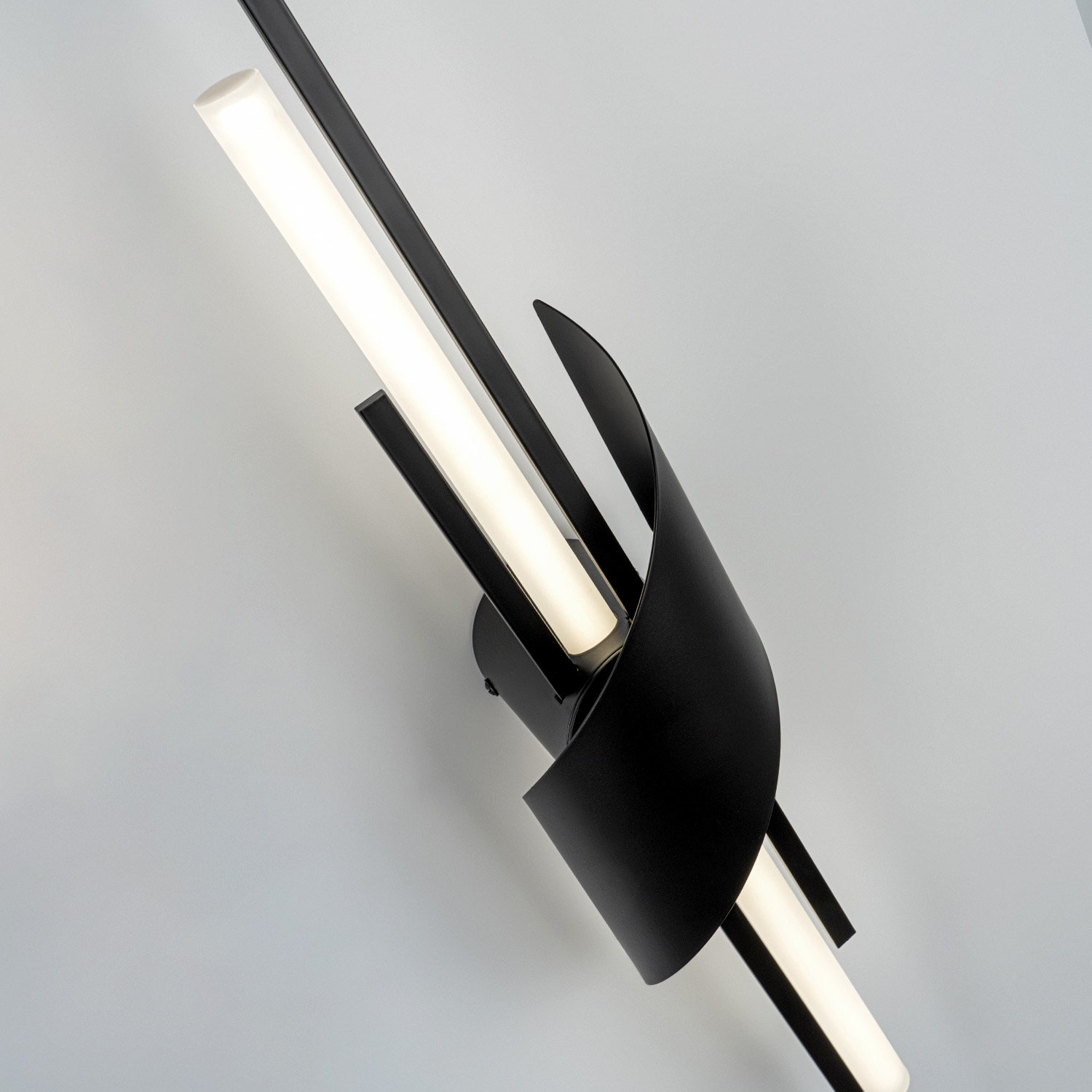 ML.655.650 BK (5).jpg