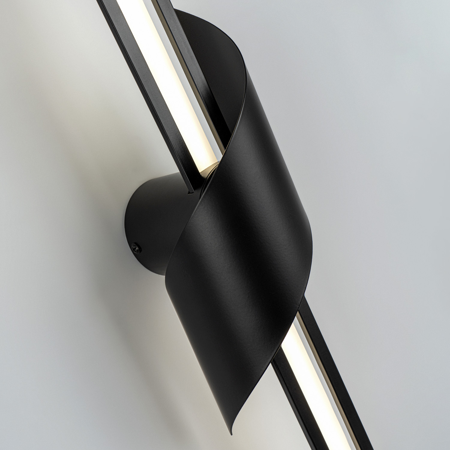 ML.655.850 BK (4).jpg