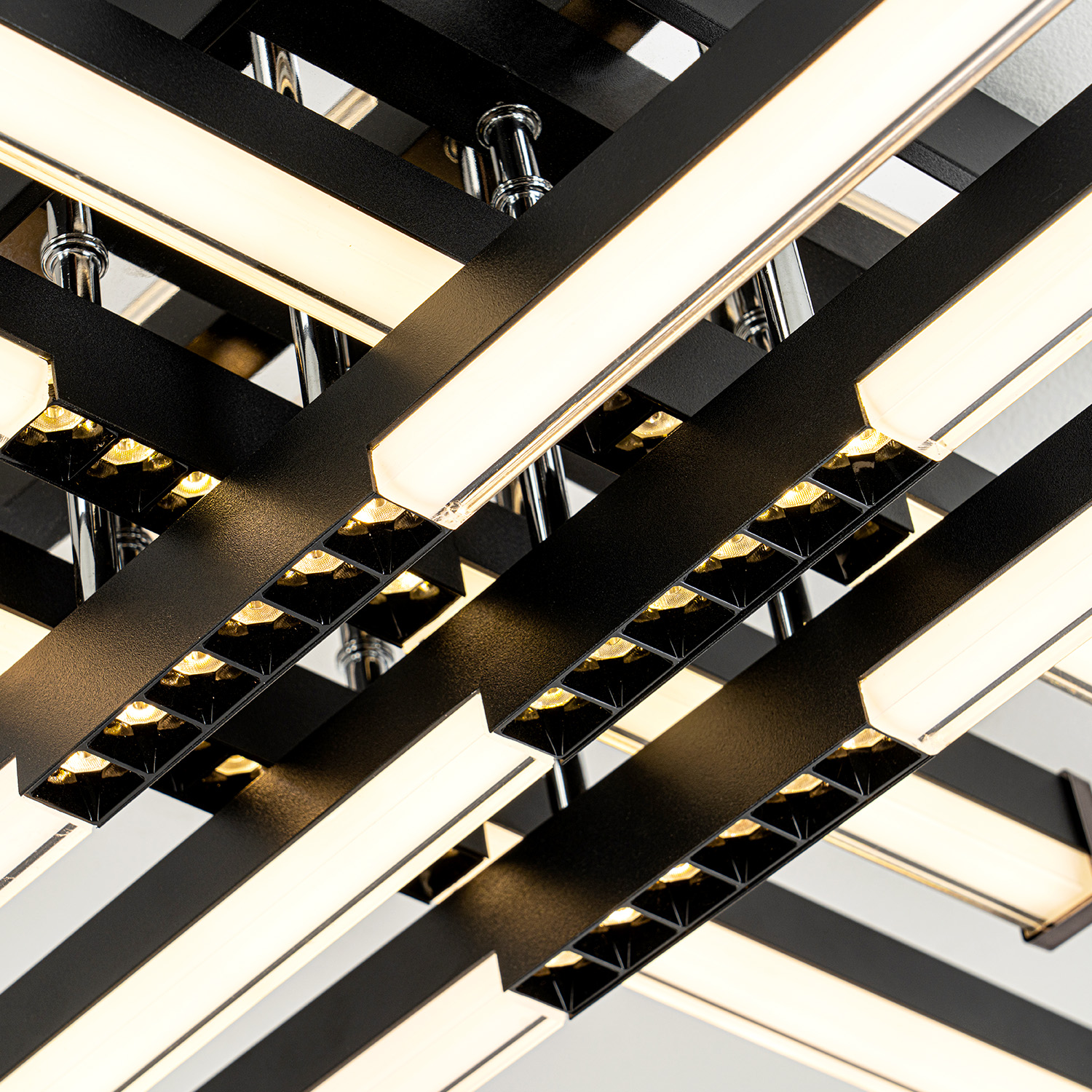 MDL.9376.700CL BK (6).jpg