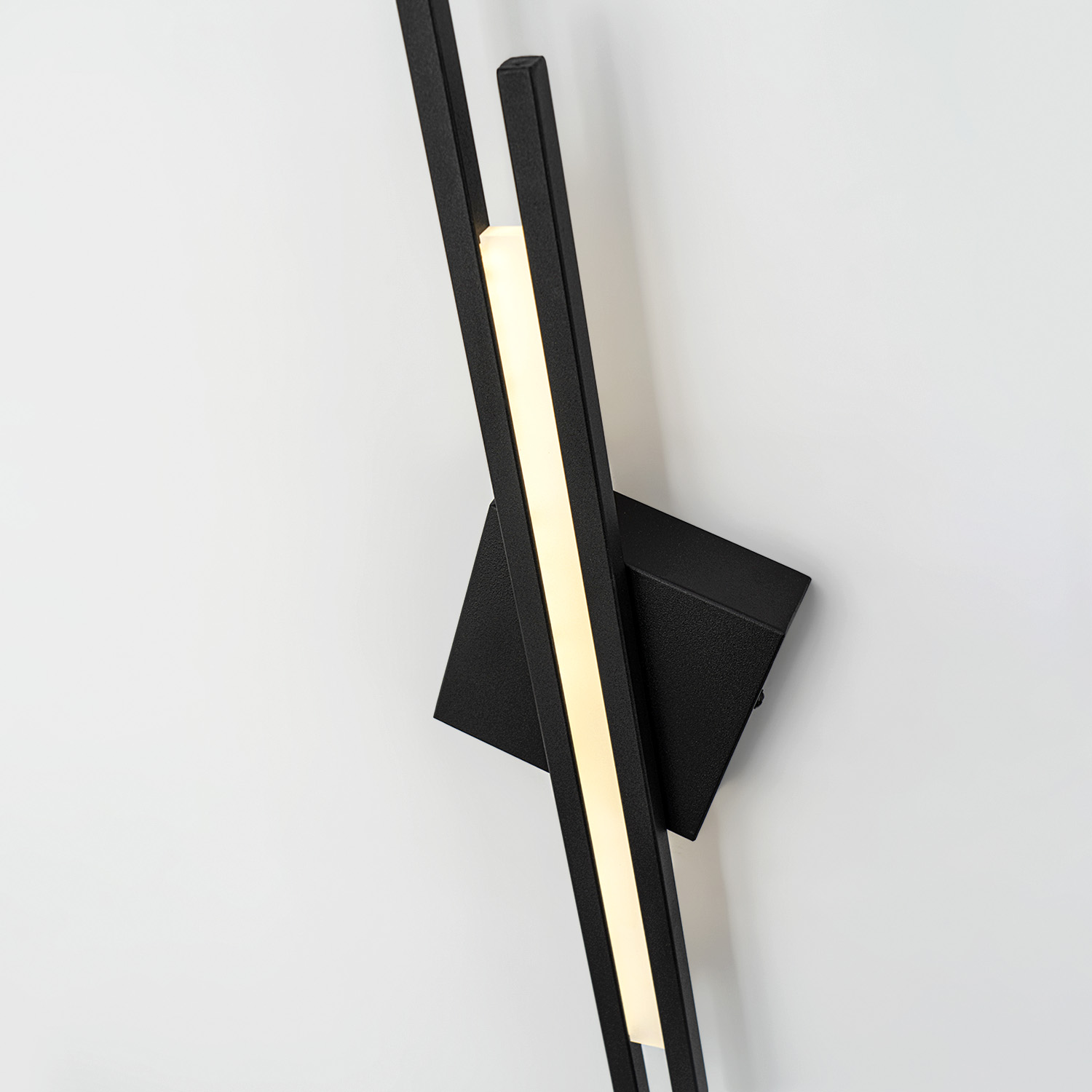 ML.728.580 BK (7).jpg