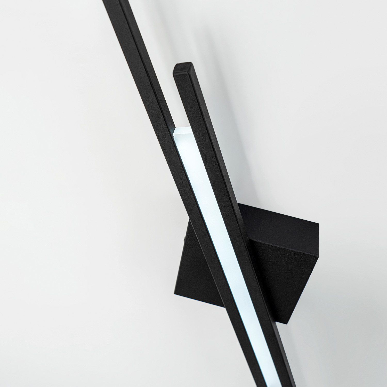 ML.728.580 BK (6).jpg