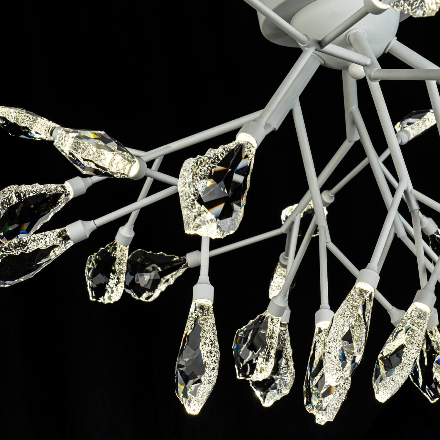 ML.6668.650 WH (4).jpg